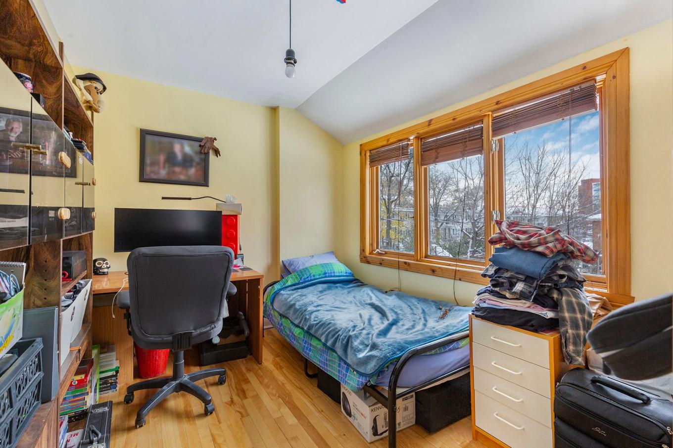 Chambre à coucher - 7420 Rue De Carpiquet, Montréal (Côte-Des-Neiges/Notre-Dame-De-Grâce), QC - Indoor Photo Showing Other Room