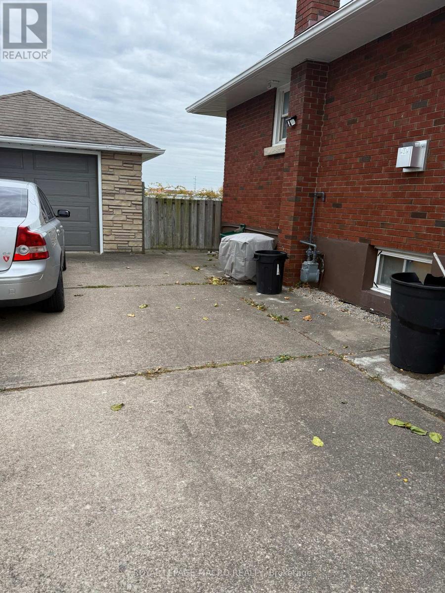 #Lower - 8 Myrtle Avenue, St. Catharines, ON - Outdoor With Exterior