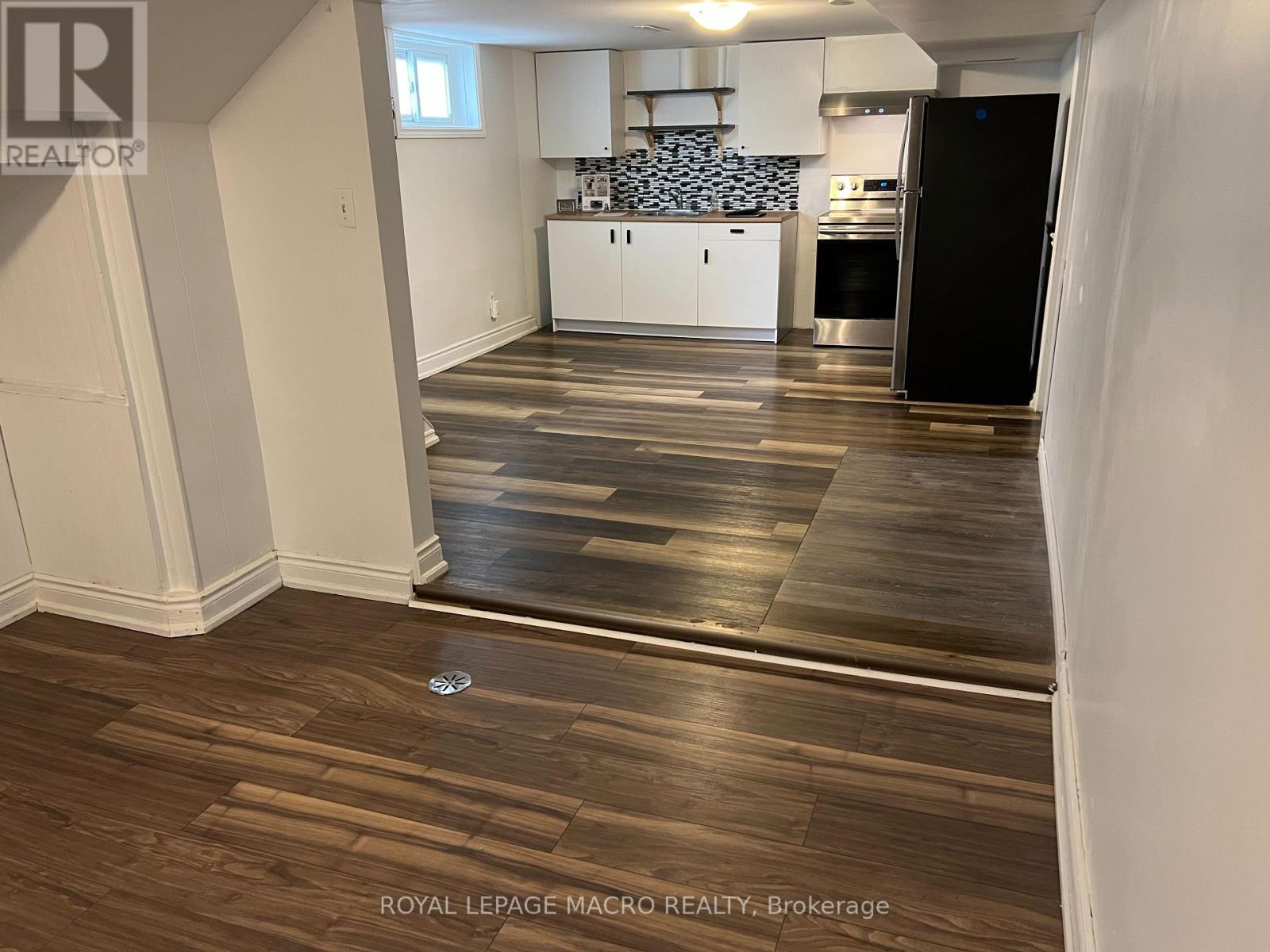 #Lower - 8 Myrtle Avenue, St. Catharines, ON - Indoor Photo Showing Other Room