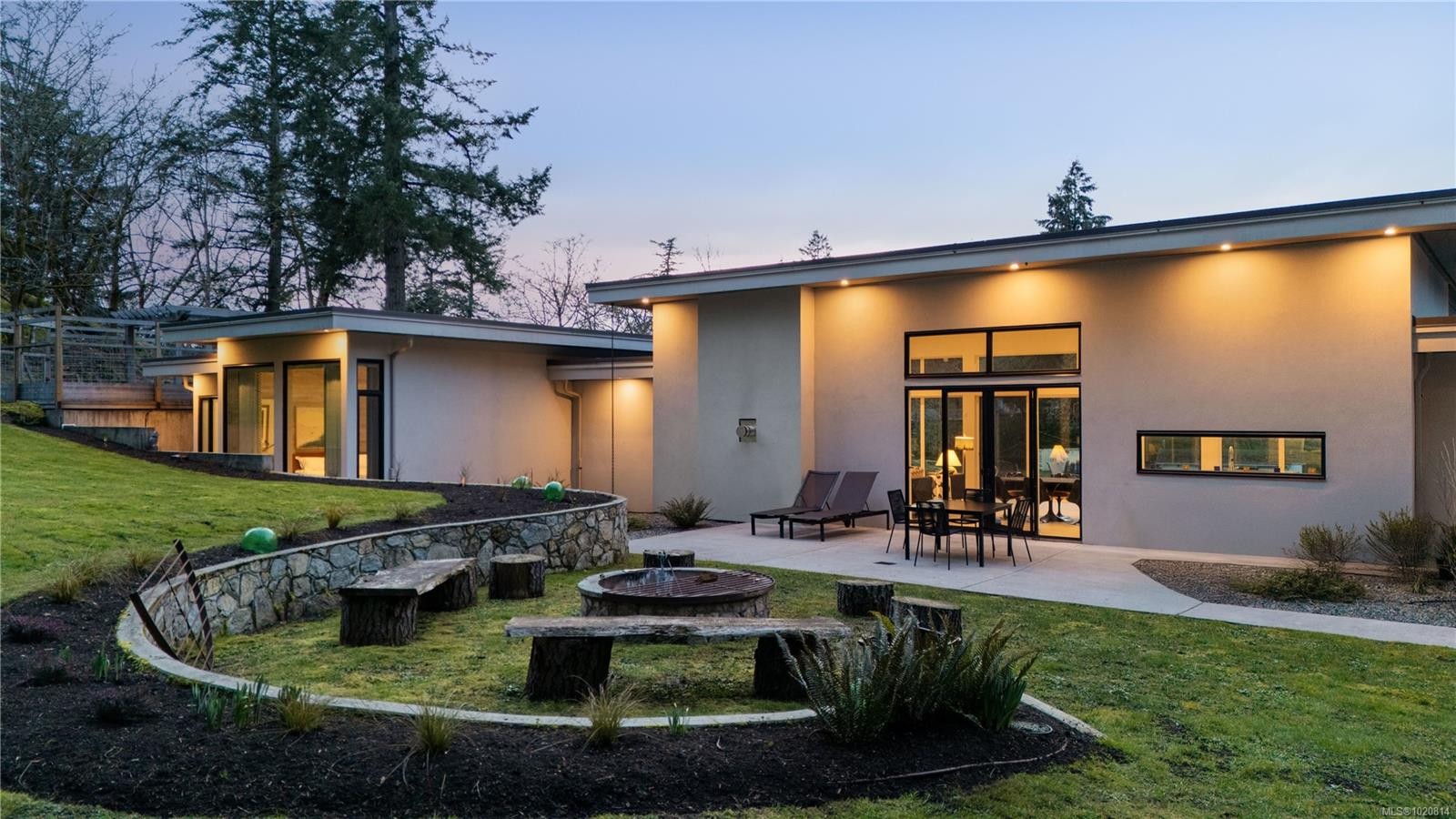 5100 Jagtar'S Way, Saanich, BC