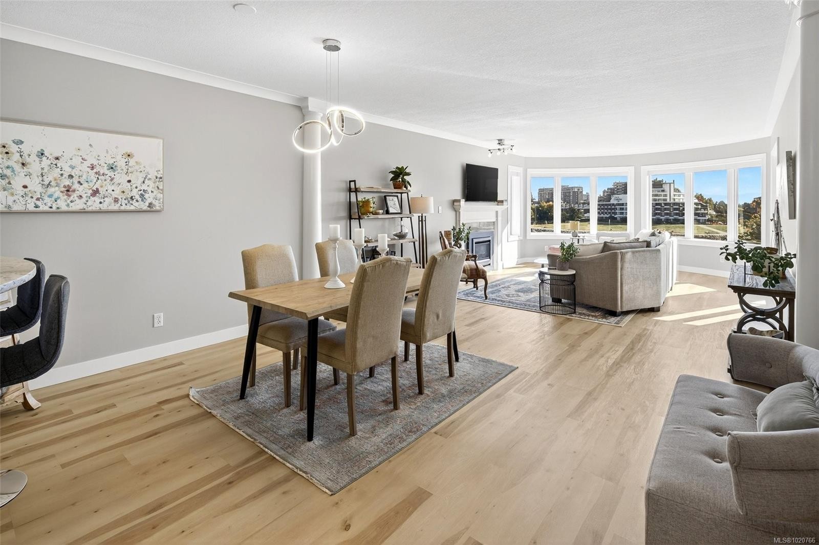 303-50 Songhees Rd, Victoria, BC - Indoor