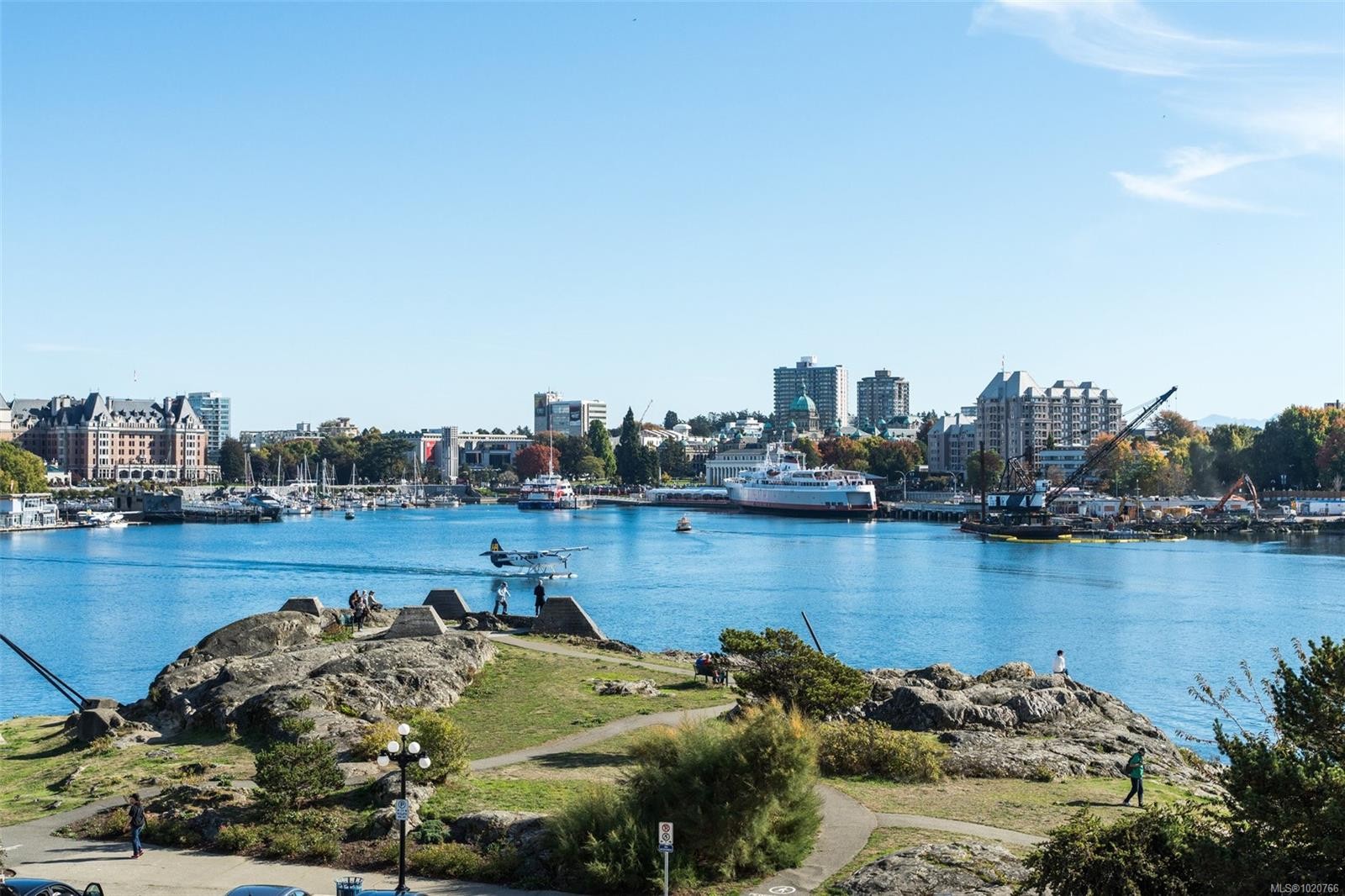 303-50 Songhees Rd, Victoria, BC - Outdoor With Body Of Water With View