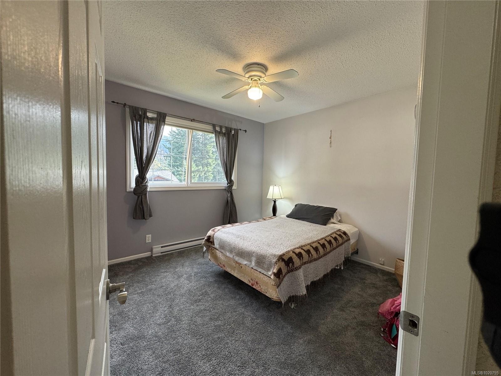 594 Hummingbird Lane, Gold River, BC