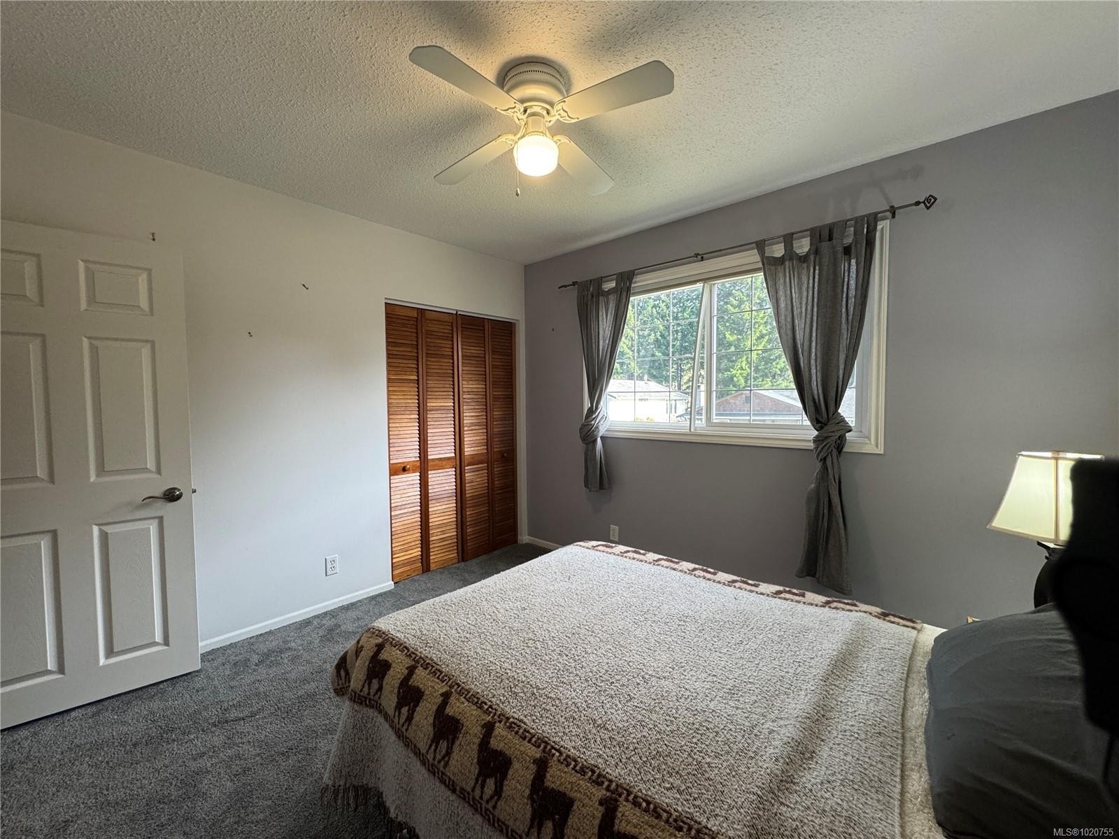 594 Hummingbird Lane, Gold River, BC