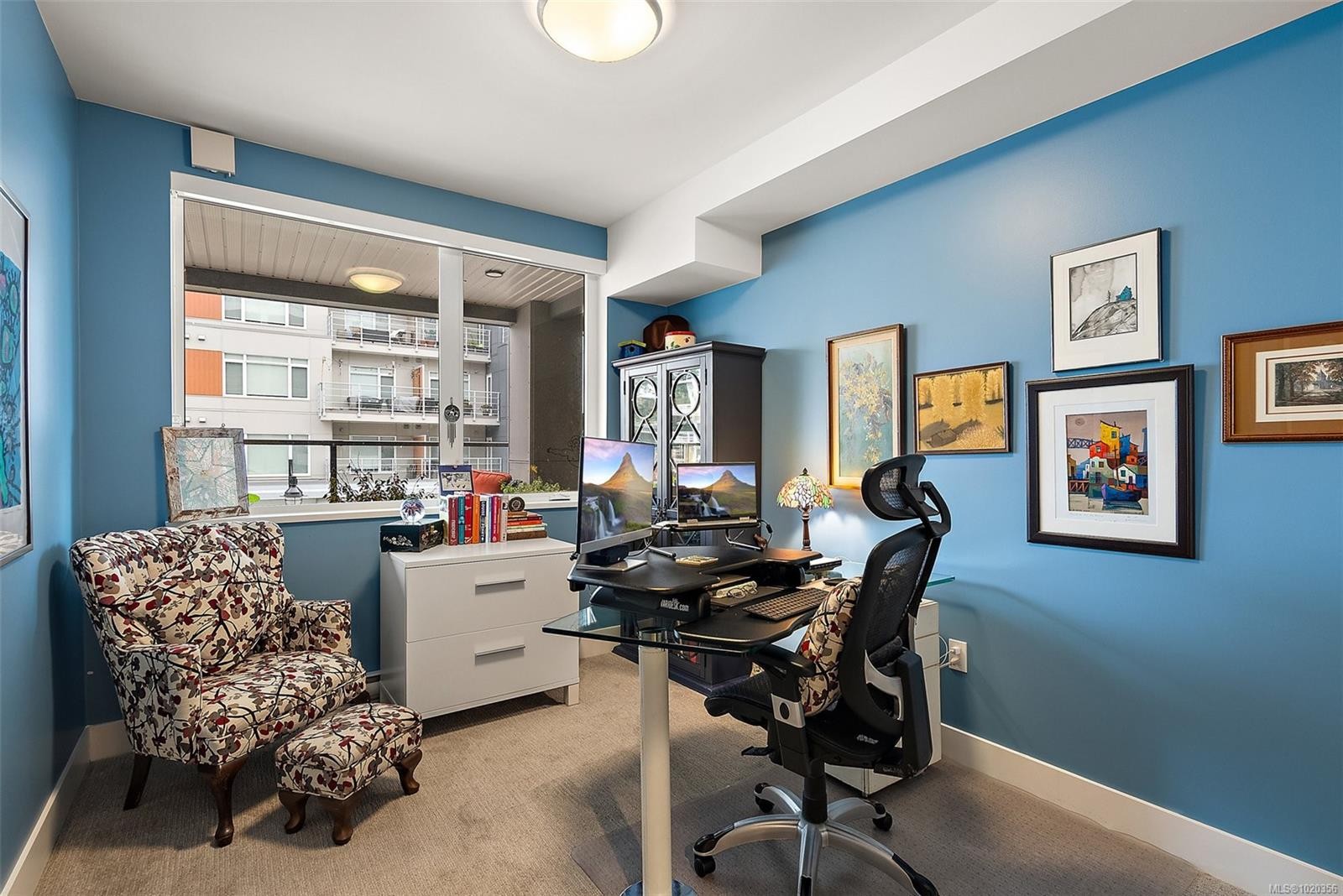 203-2461 Sidney Ave, Sidney, BC - Indoor Photo Showing Office