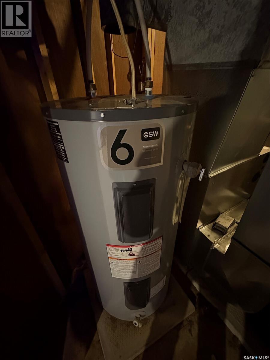 115 2Nd Avenue S, Pelly, SK - Indoor Photo Showing Basement