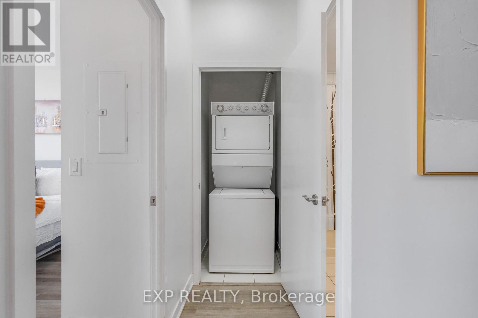 1609 - 840 Queens Plate Drive, Toronto, ON -