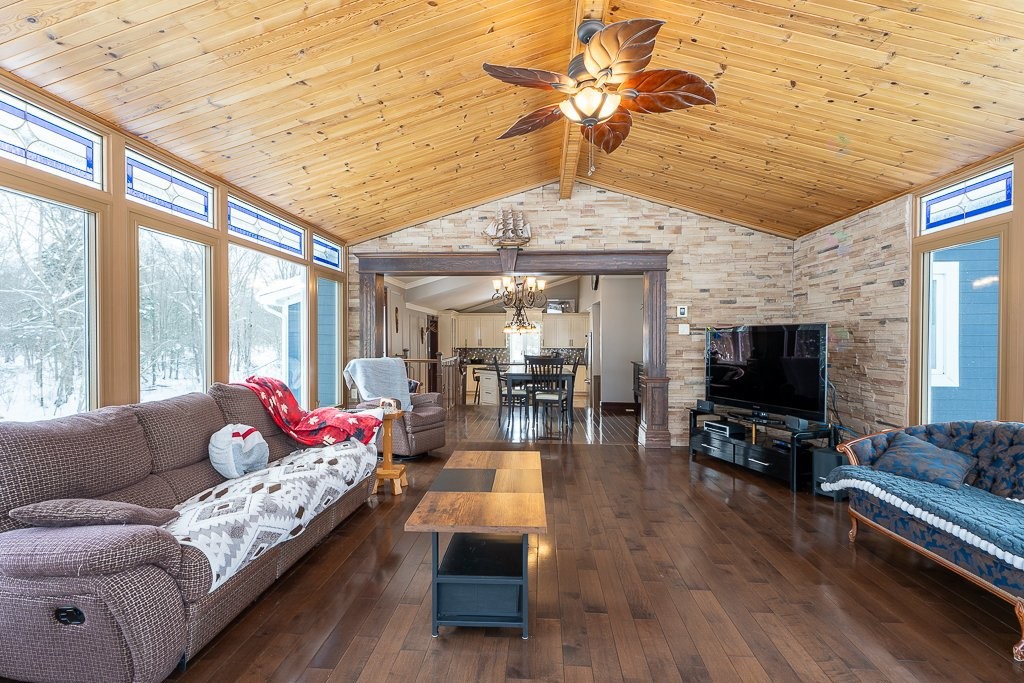 Solarium/Verrière - 320Z 11E Rang, Wickham, QC