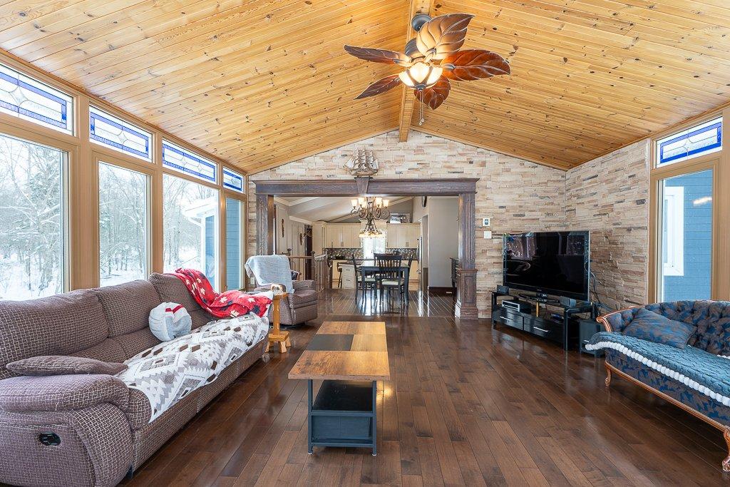 Solarium/Verrière - 320Z 11E Rang, Wickham, QC