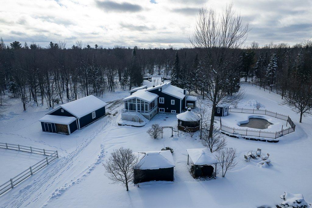 Face arrière - 320Z 11E Rang, Wickham, QC
