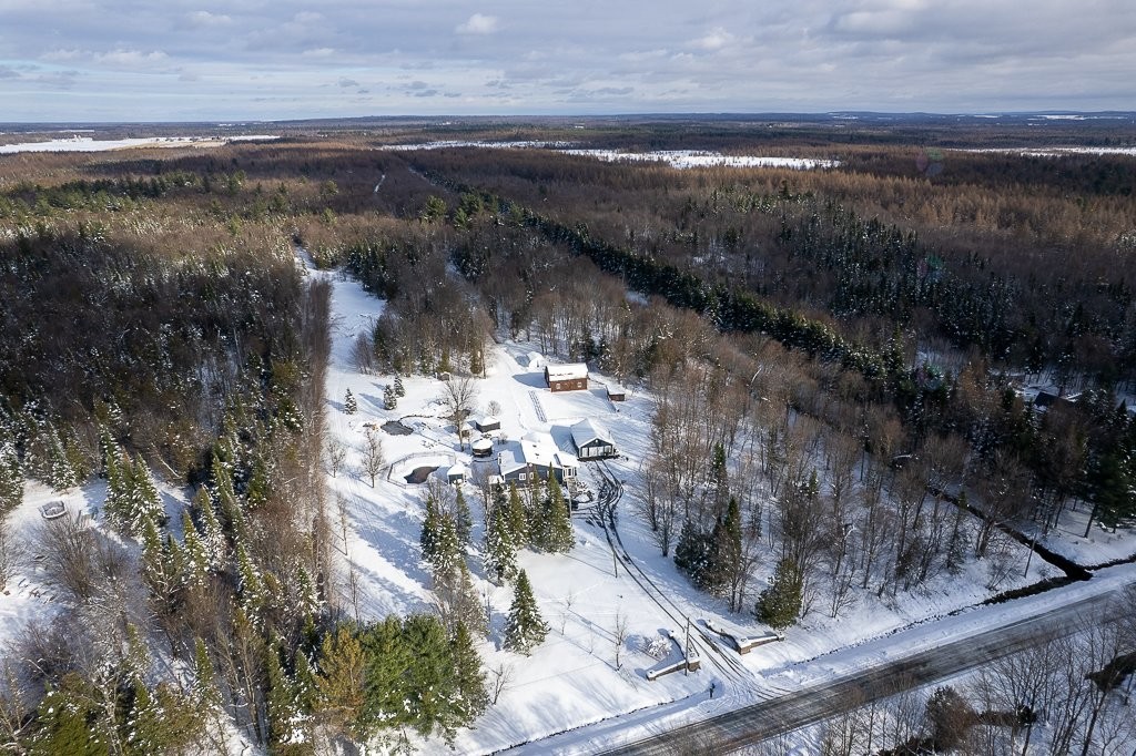 Vue d'ensemble - 320Z 11E Rang, Wickham, QC