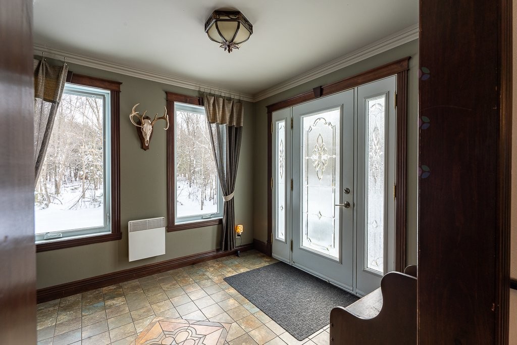 Hall d'entrée/Vestibule - 320Z 11E Rang, Wickham, QC