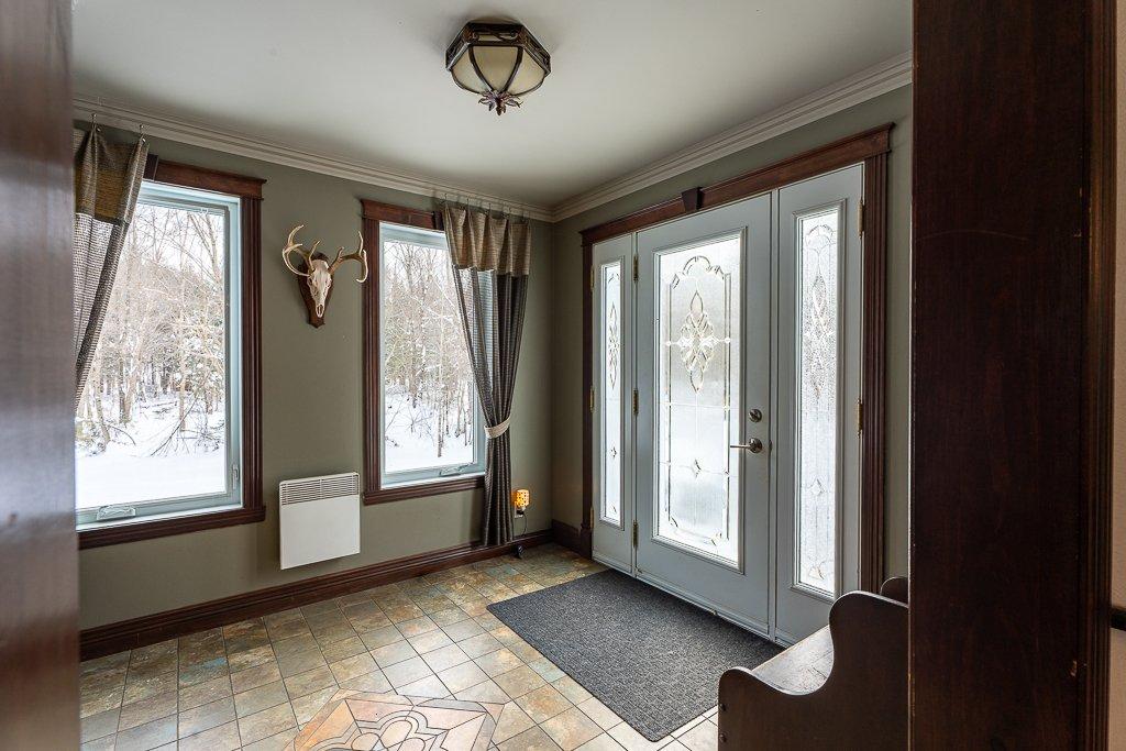 Hall d'entrée/Vestibule - 320Z 11E Rang, Wickham, QC
