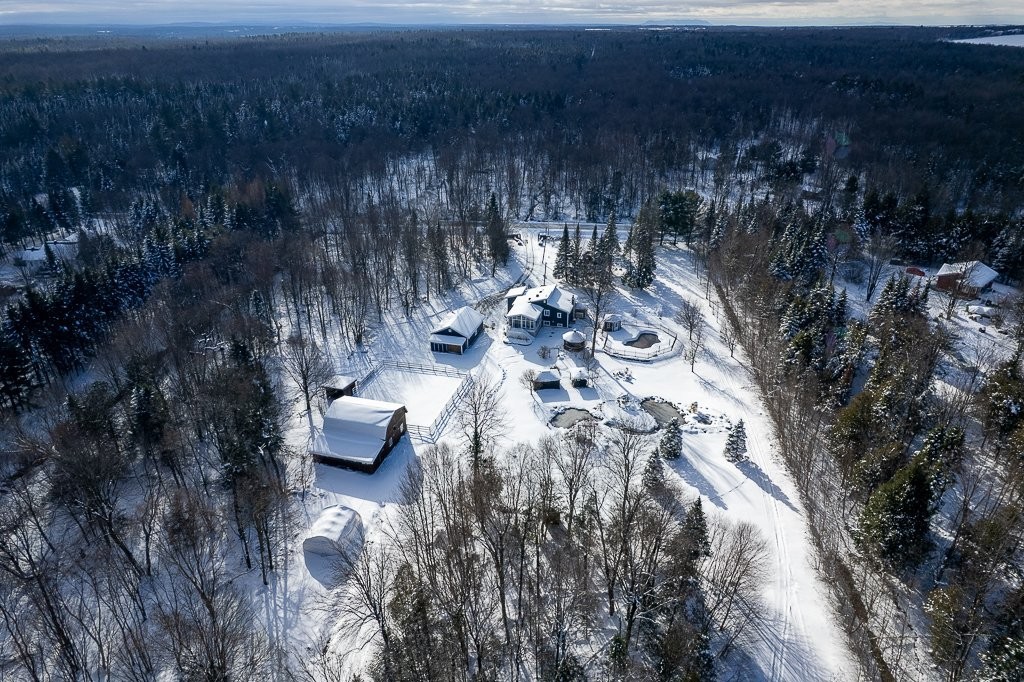 Vue d'ensemble - 320Z 11E Rang, Wickham, QC