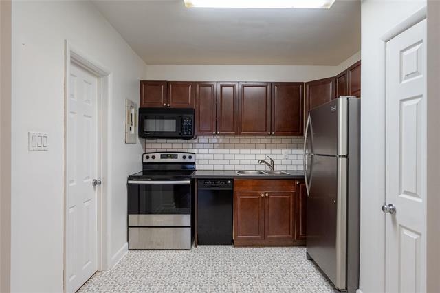 207-118 Scott St, Winnipeg, MB