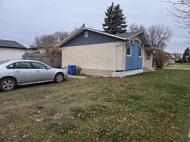 3 Menno Bay, Winnipeg, MB