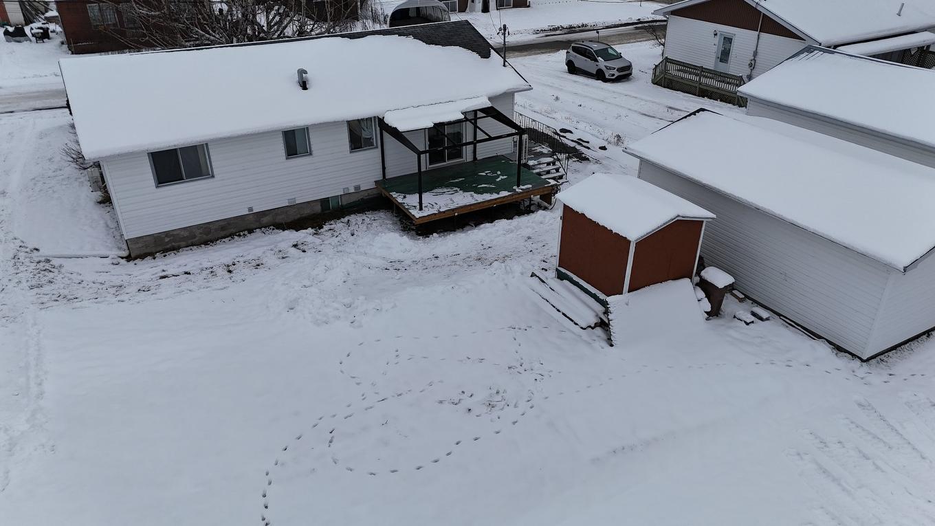 Cour - 60 Rue Morin, Saint-Félix-De-Dalquier, QC - Outdoor