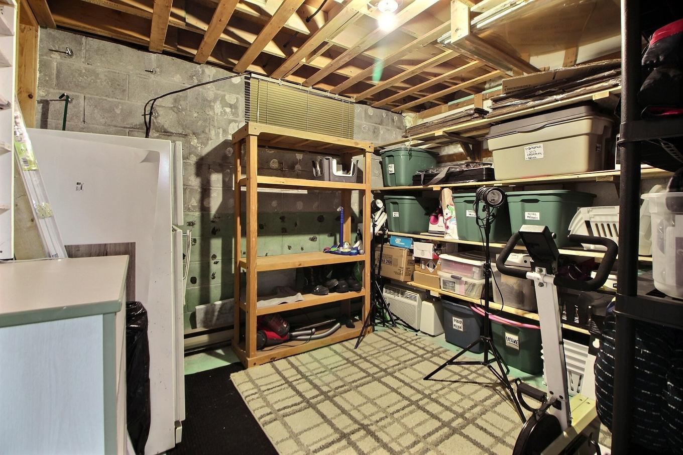 Rangement - 60 Rue Morin, Saint-Félix-De-Dalquier, QC - Indoor