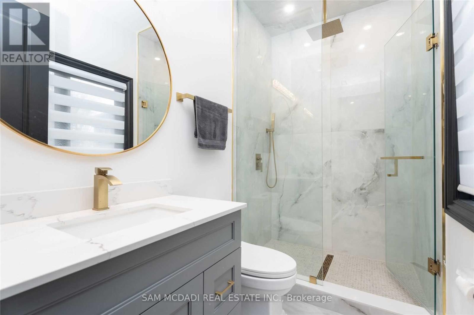 1540 Mississauga Road, Mississauga, ON - Indoor Photo Showing Bathroom