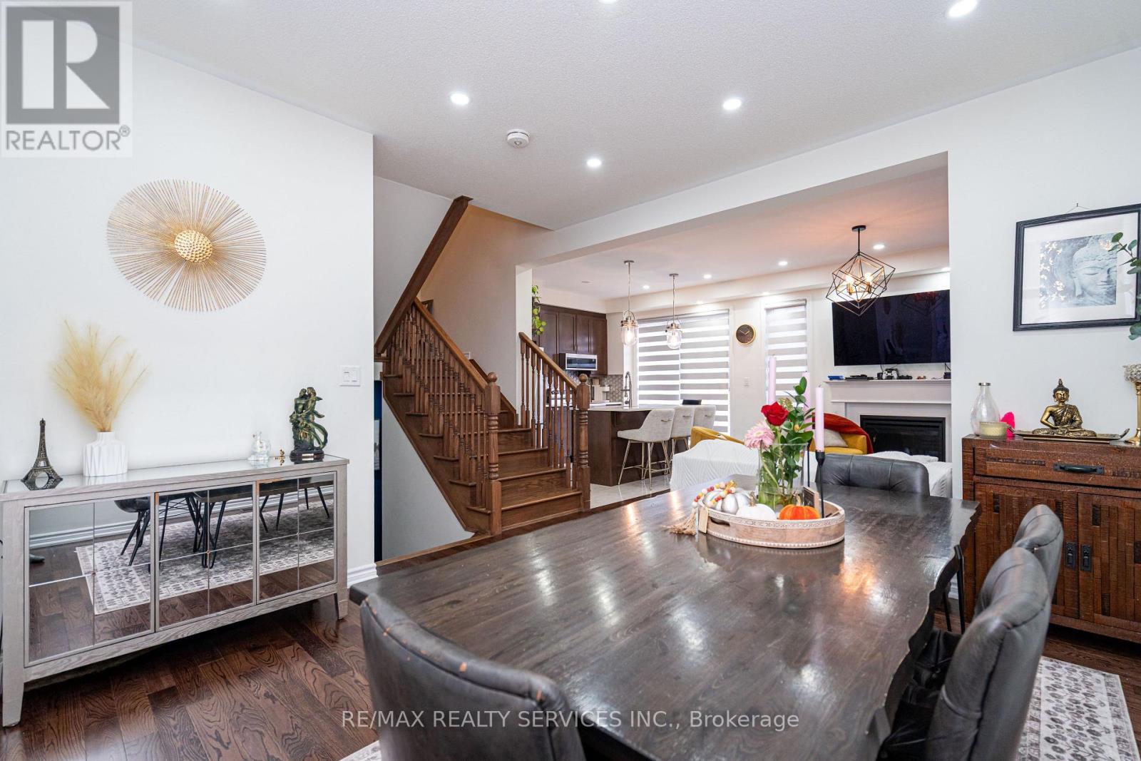 11 Cyclone Trail, Brampton, ON - Indoor Photo Showing Dining Room
