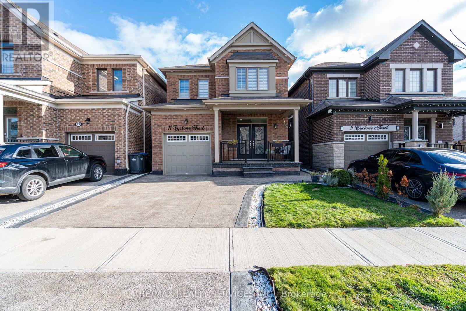 11 Cyclone Trail, Brampton, ON - Outdoor With Facade