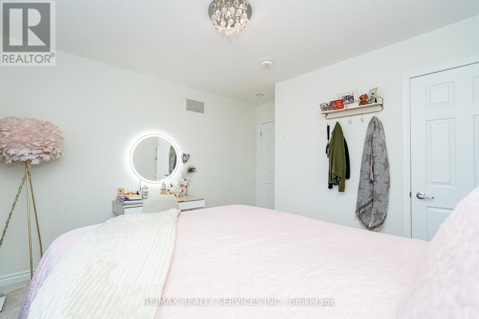 11 Cyclone Trail, Brampton, ON - Indoor Photo Showing Bedroom