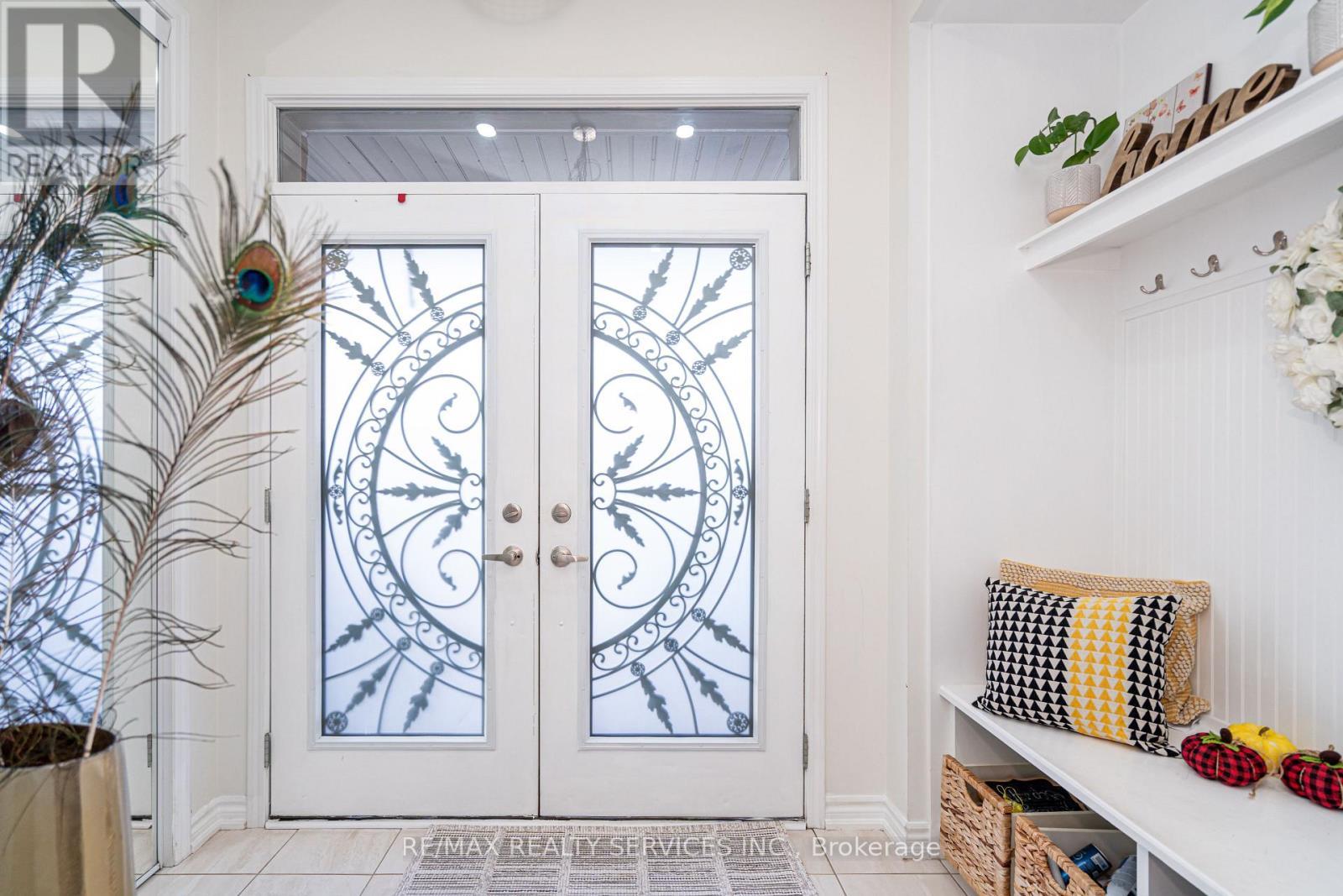 11 Cyclone Trail, Brampton, ON - Indoor Photo Showing Other Room