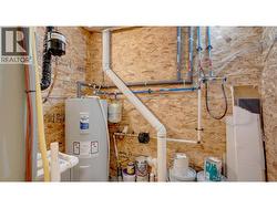 UTILITY ROOM -