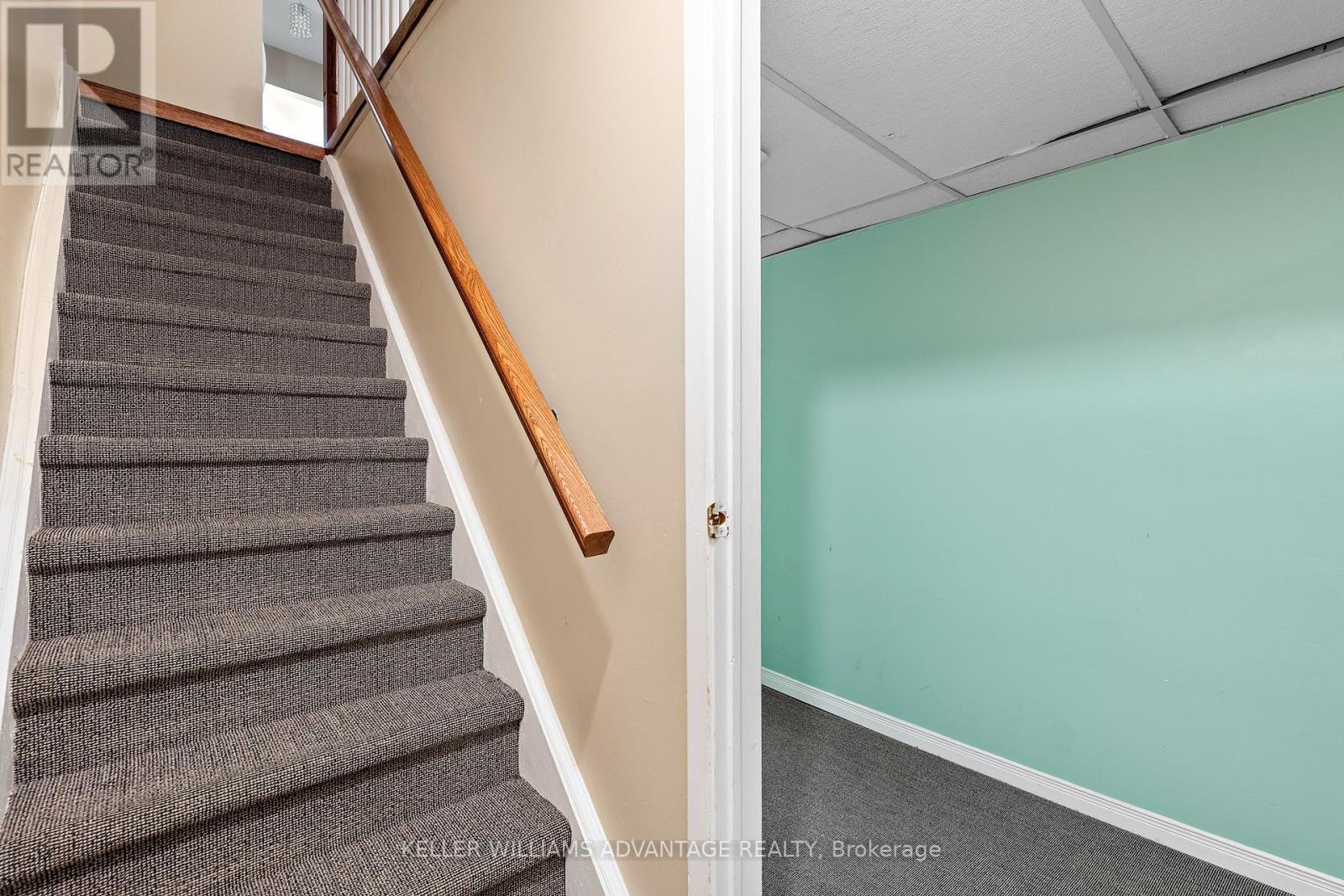 17 - 1051 Sandhurst Circle, Toronto, ON - Indoor Photo Showing Other Room