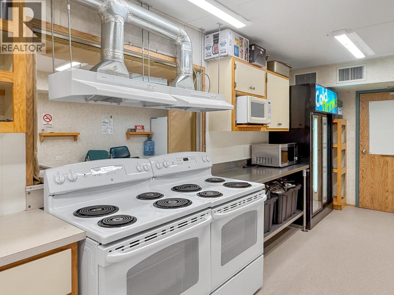 3700 Pooley Road, Kelowna, BC