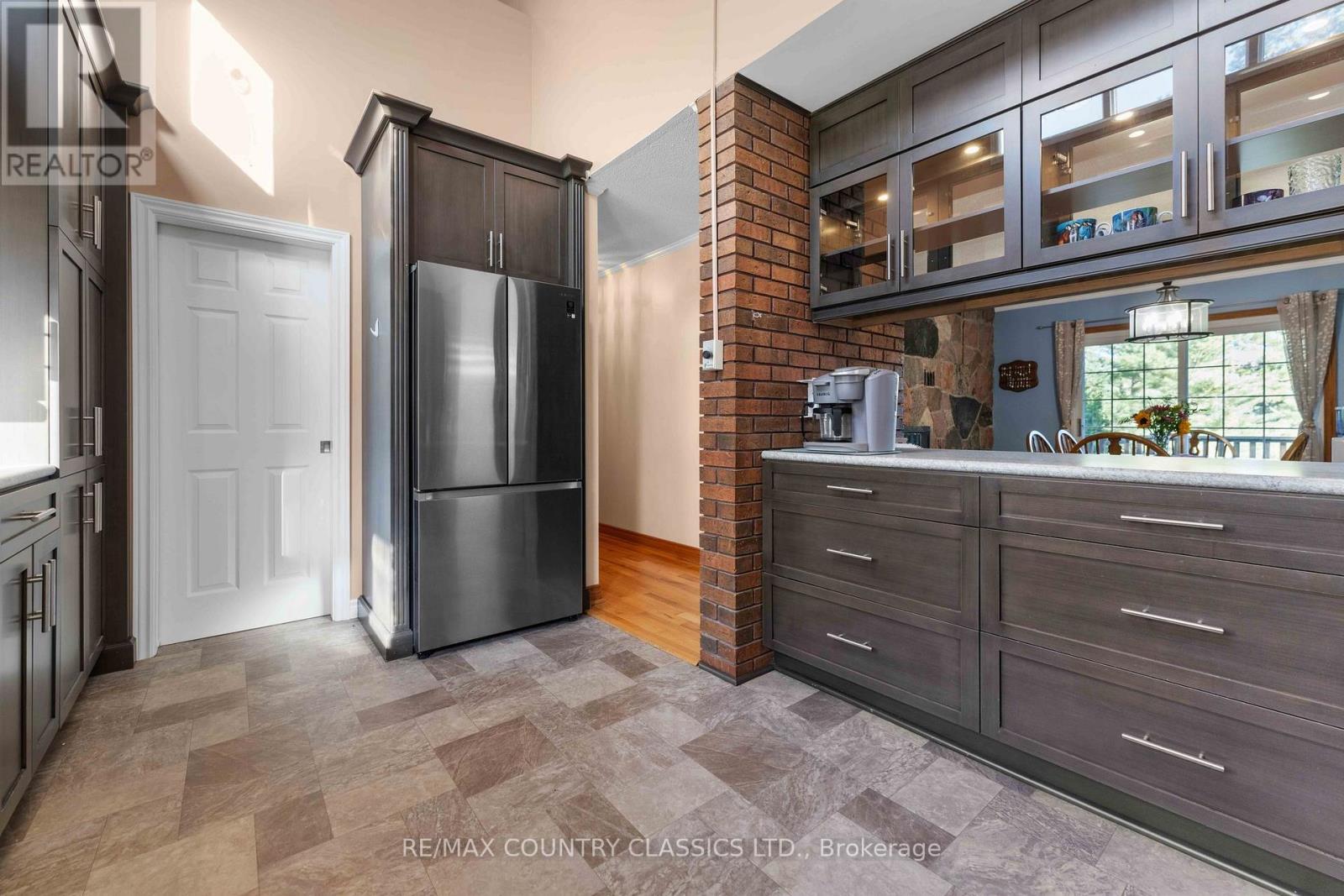 13 Lorbetskie Road, Madawaska Valley, ON - Indoor Photo Showing Kitchen