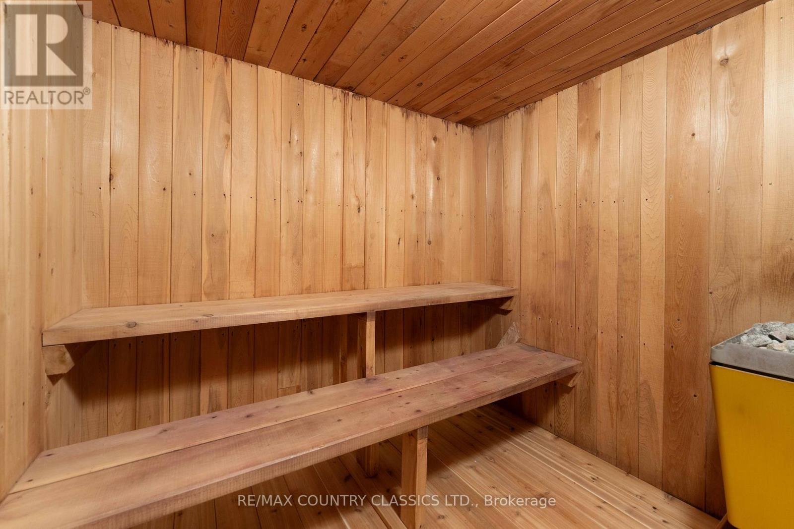13 Lorbetskie Road, Madawaska Valley, ON - Indoor Photo Showing Other Room