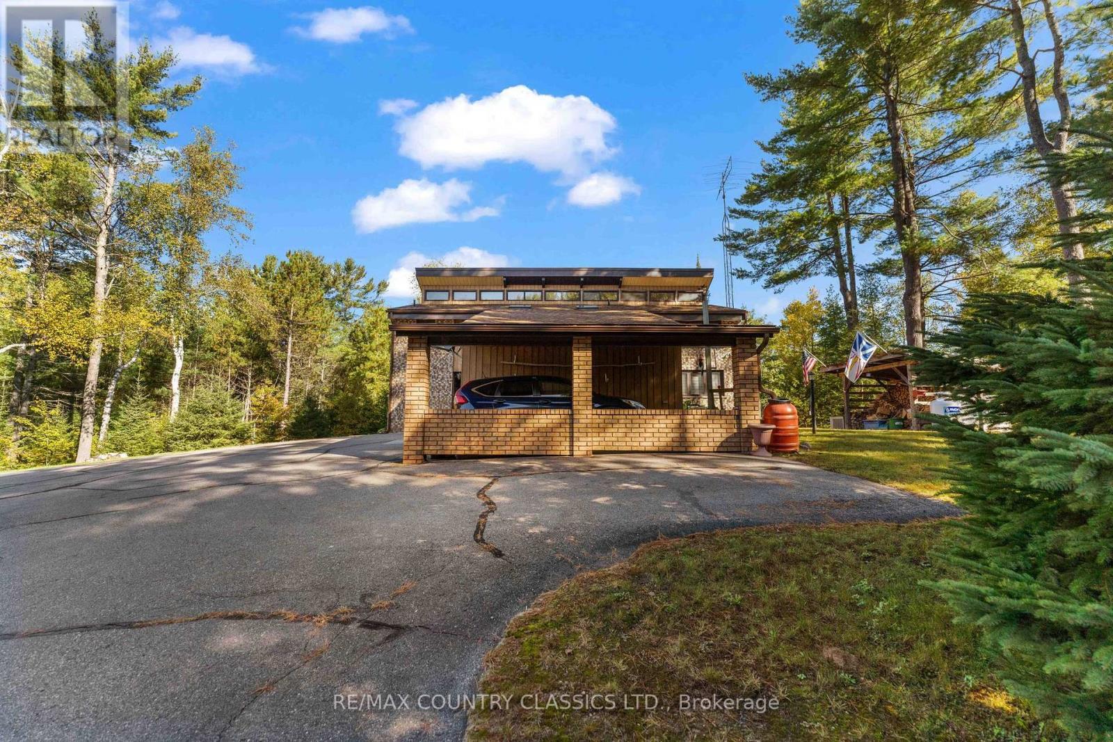 13 Lorbetskie Road, Madawaska Valley, ON - Outdoor