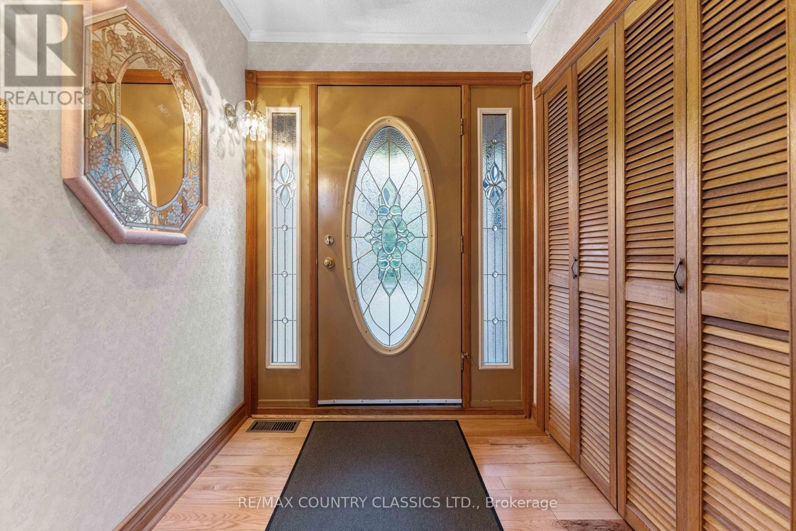 13 Lorbetskie Road, Madawaska Valley, ON - Indoor Photo Showing Other Room