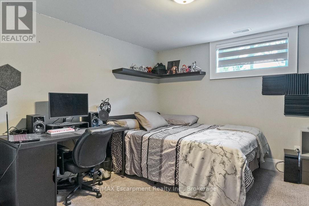 231 Southwood Court, Oakville (Br Bronte), ON - Indoor