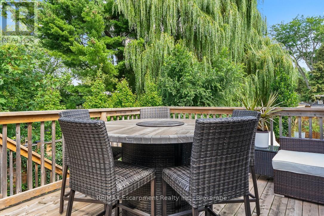 231 Southwood Court, Oakville (Br Bronte), ON - Outdoor With Deck Patio Veranda