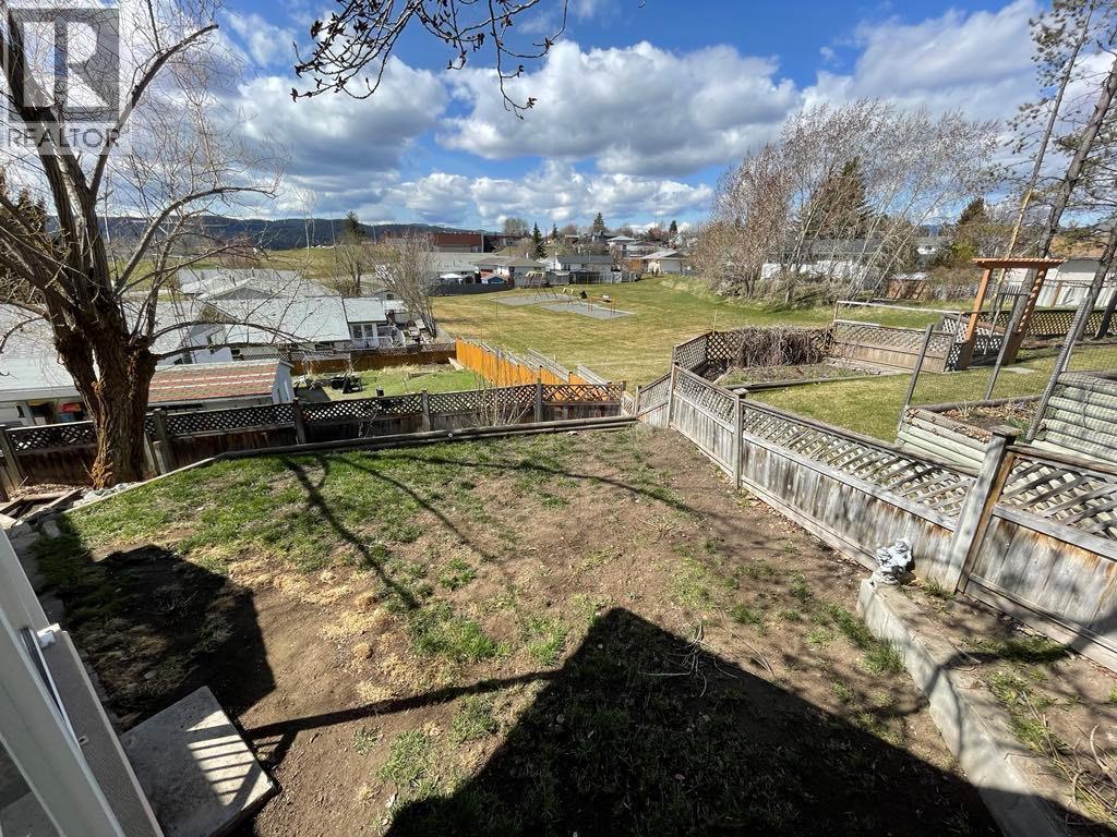 10 Beryl Drive, Logan Lake, BC - Outdoor