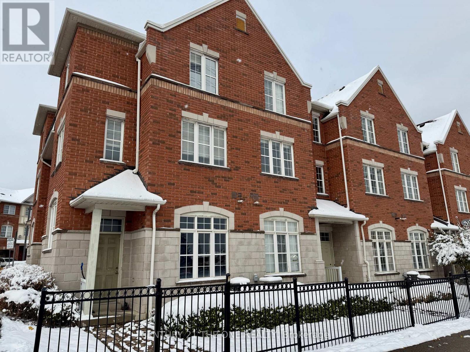 56 - 3030 Breakwater Court, Mississauga, ON - Outdoor