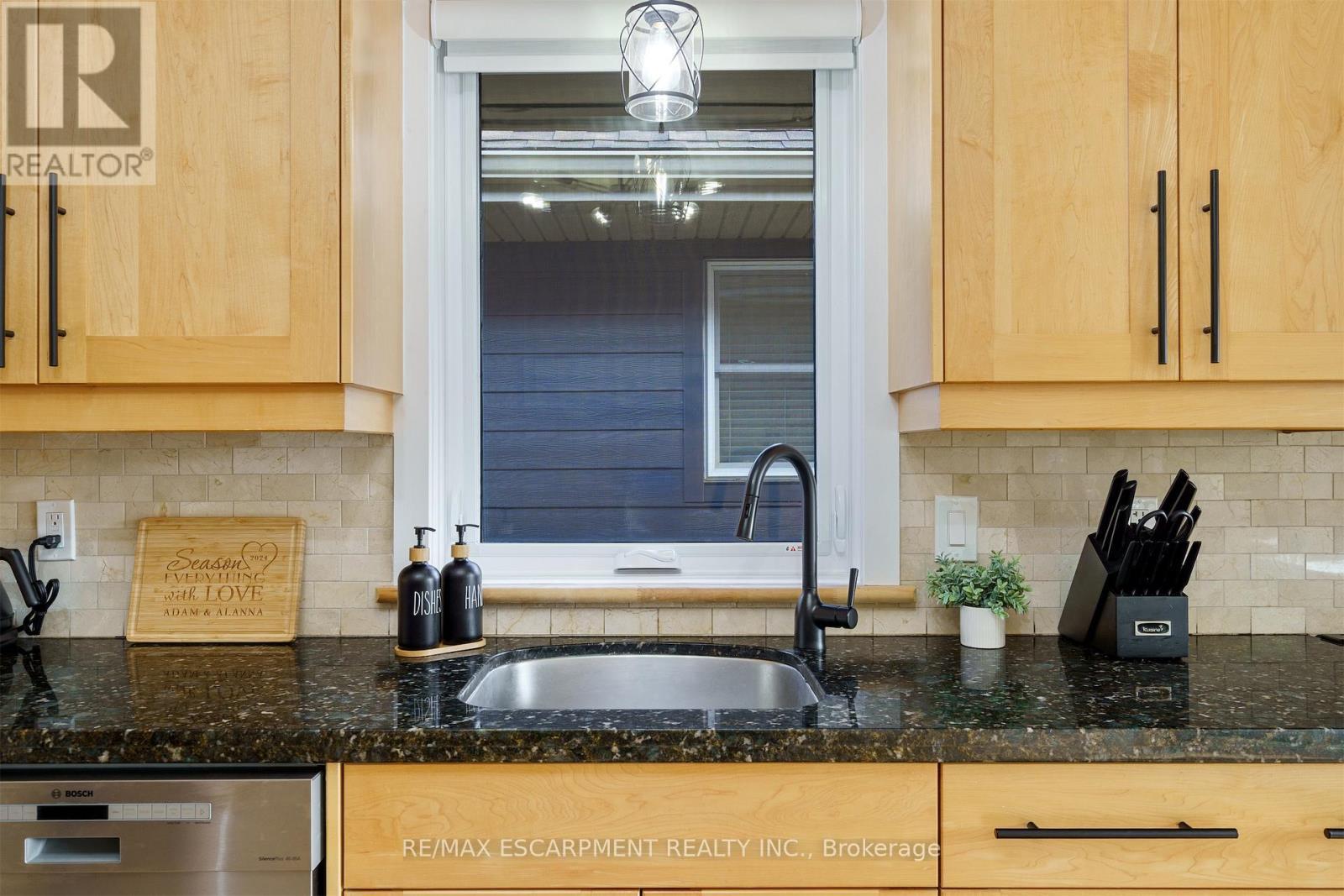 11 Mcmaster Avenue, Hamilton, ON - Indoor Photo Showing Kitchen With Double Sink