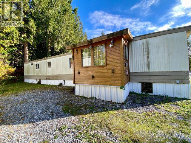 19-8425 Highway 101, Powell River, BC - Outdoor