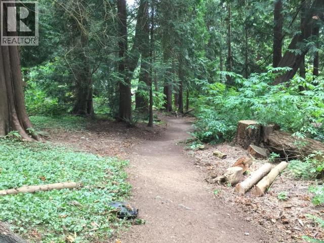 19-8425 Highway 101, Powell River, BC - Outdoor