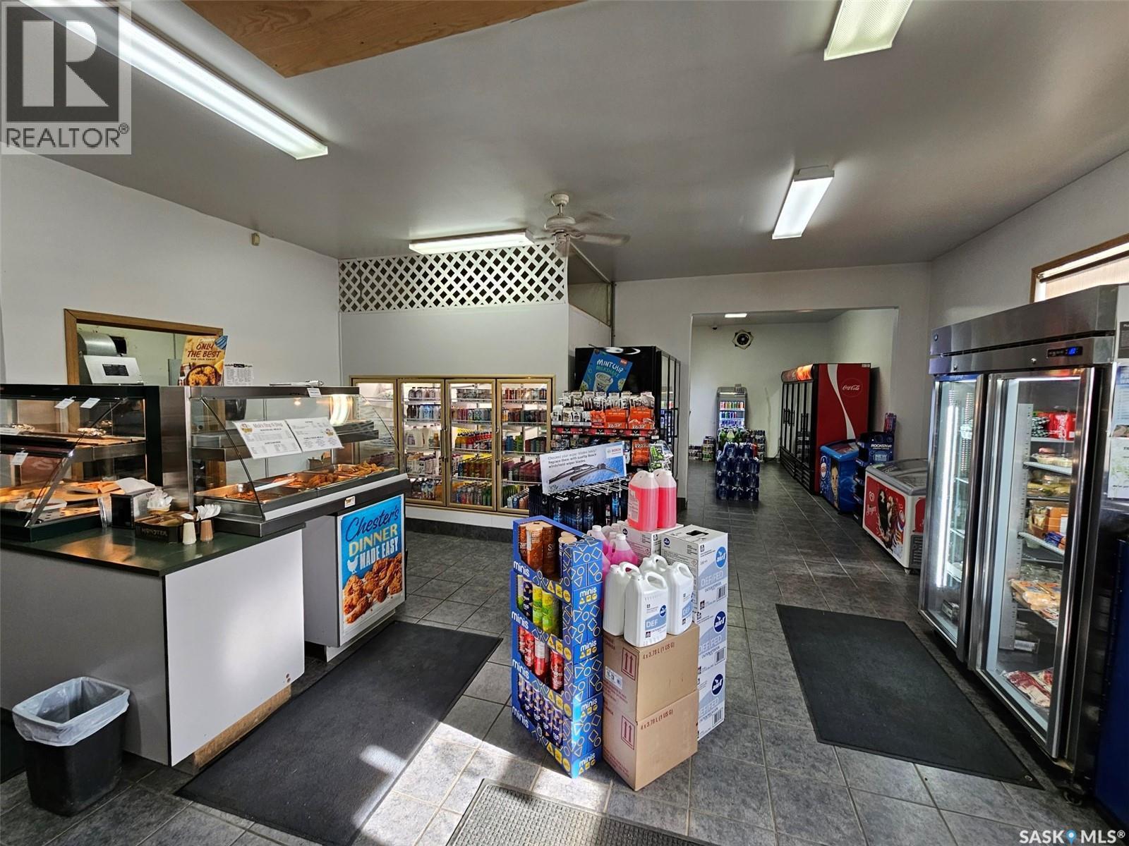 512 & 602 Railway Avenue, Oxbow, SK