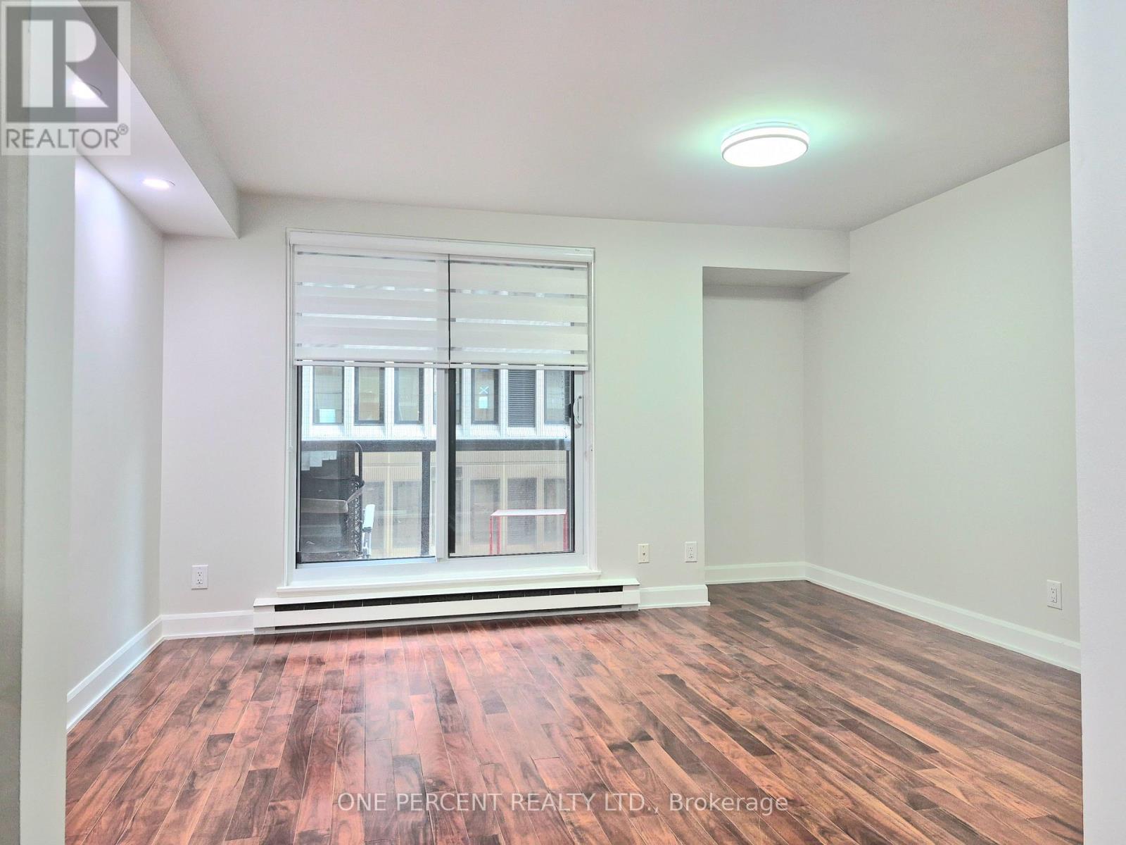 1103 - 199 Kent Street, Ottawa, ON - Indoor Photo Showing Other Room