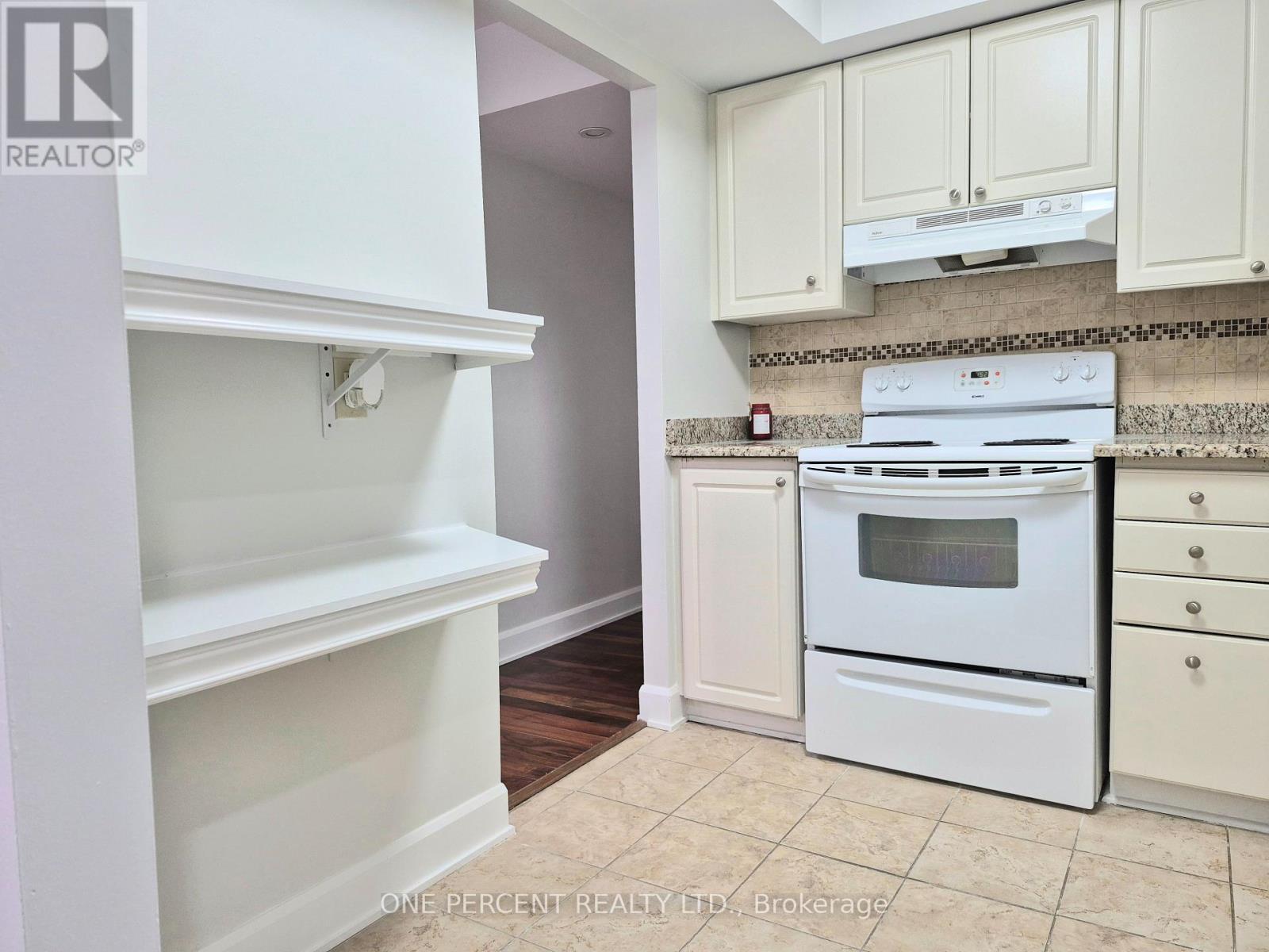 1103 - 199 Kent Street, Ottawa, ON - Indoor Photo Showing Kitchen