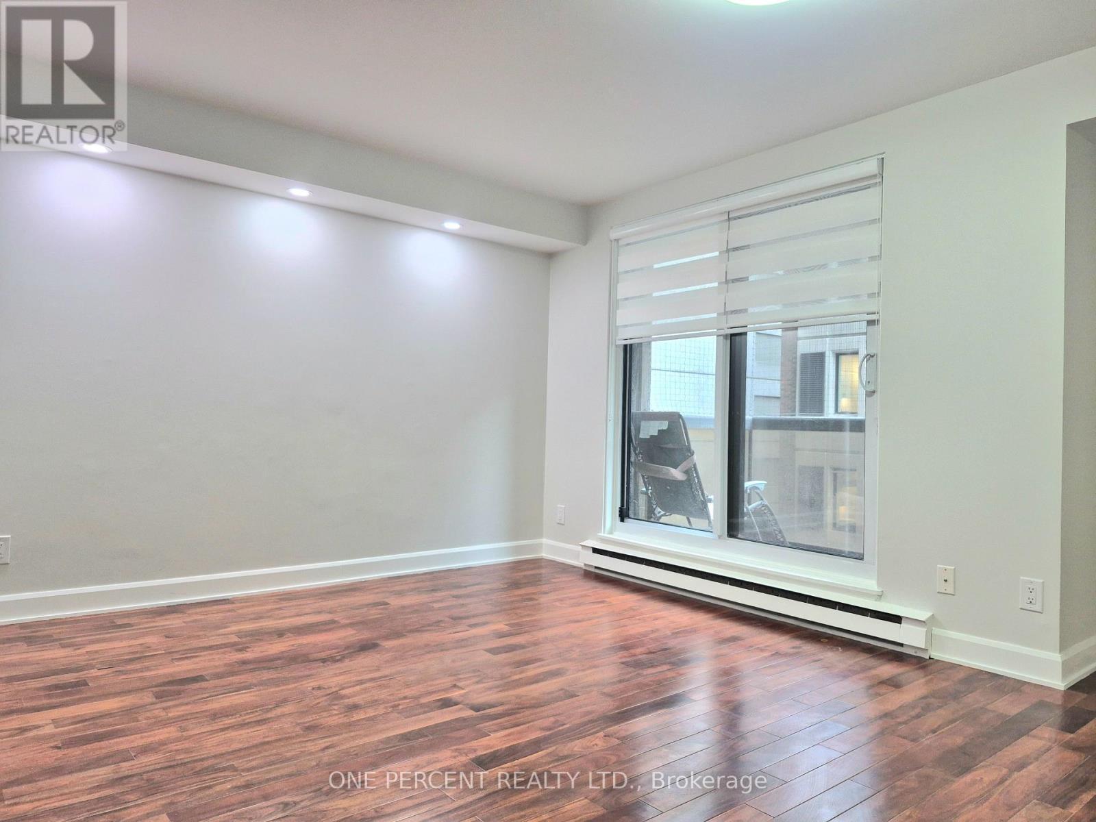 1103 - 199 Kent Street, Ottawa, ON - Indoor Photo Showing Other Room