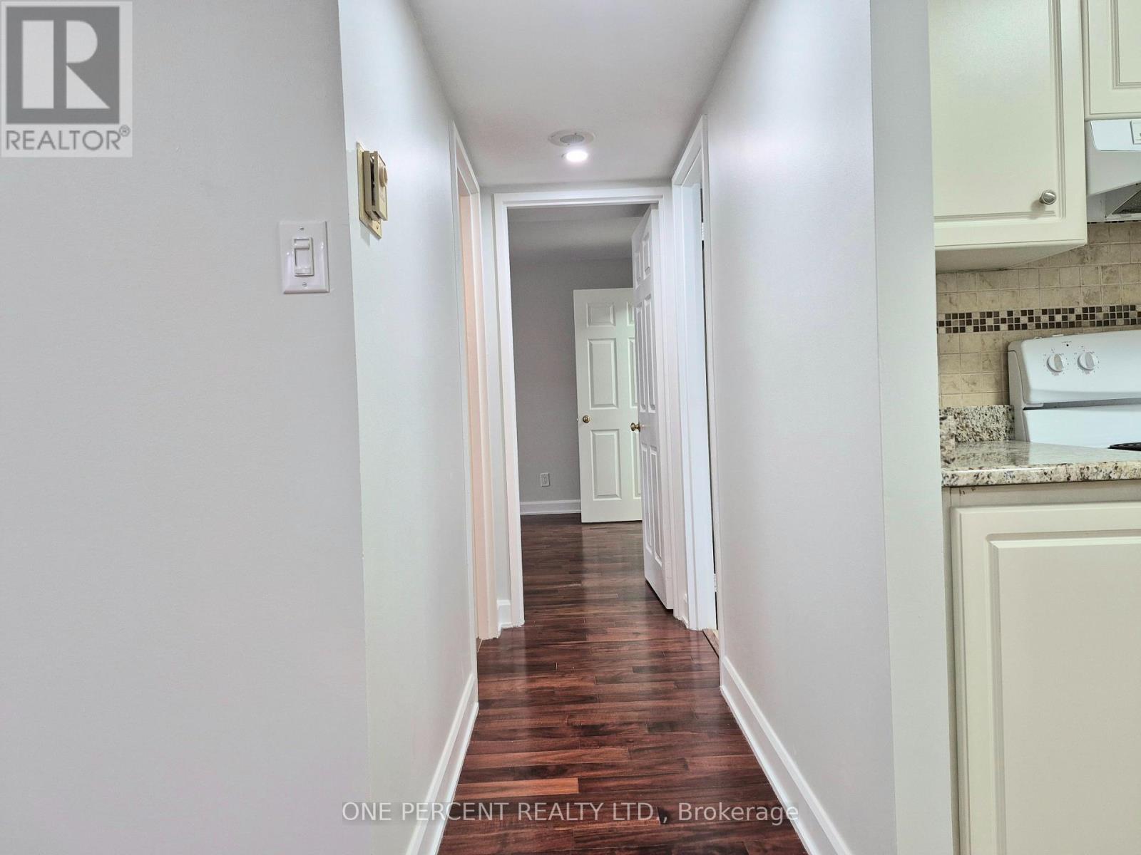 1103 - 199 Kent Street, Ottawa, ON - Indoor Photo Showing Other Room