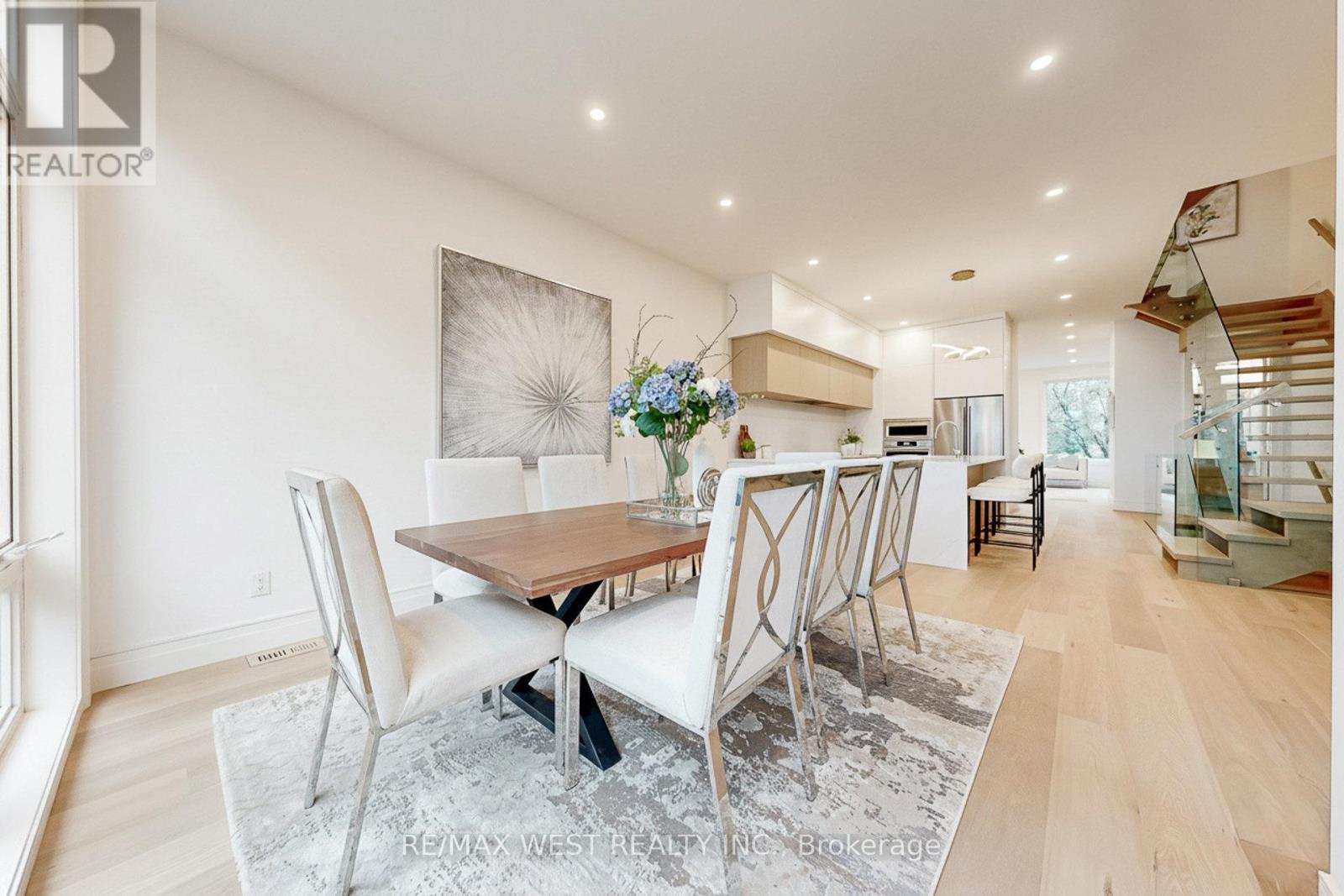 4 - 2639 R Dundas Street W, Toronto, ON - Indoor Photo Showing Dining Room