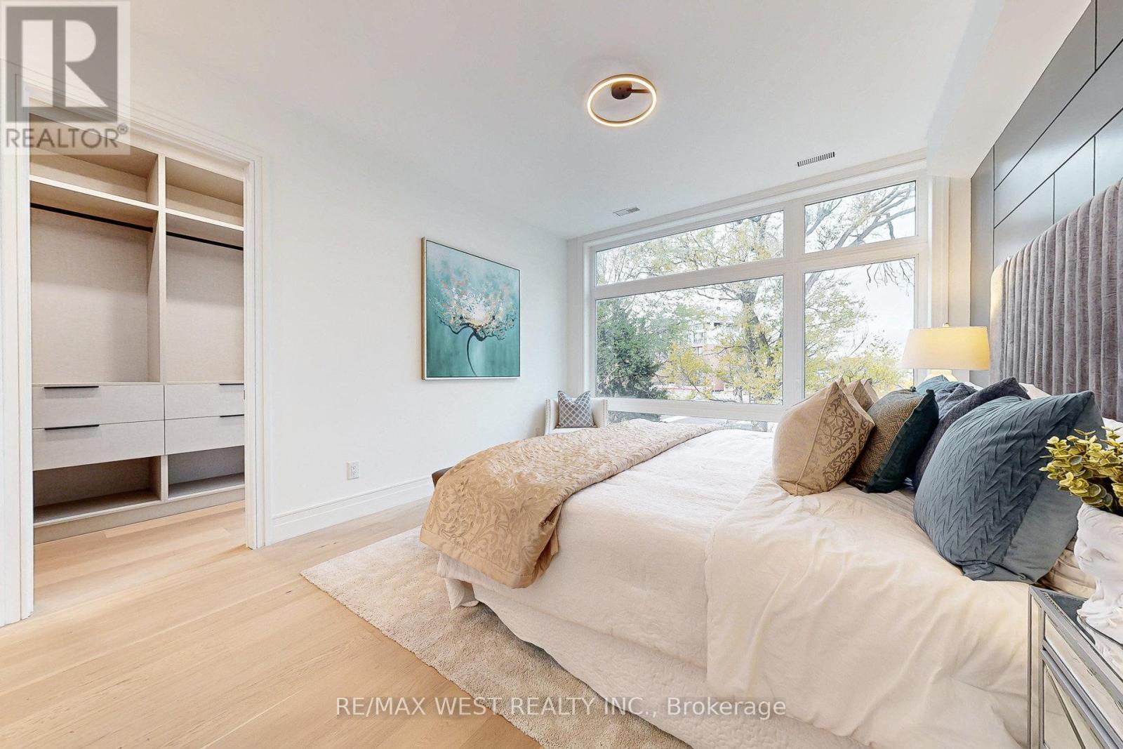4 - 2639 R Dundas Street W, Toronto, ON - Indoor Photo Showing Bedroom