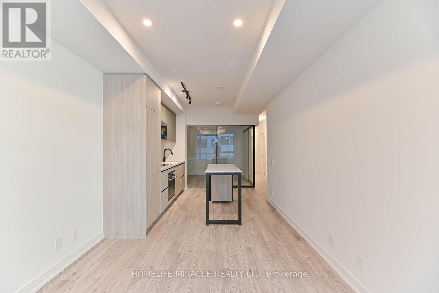 505 - 108 Peter Street, Toronto, ON - Indoor Photo Showing Other Room