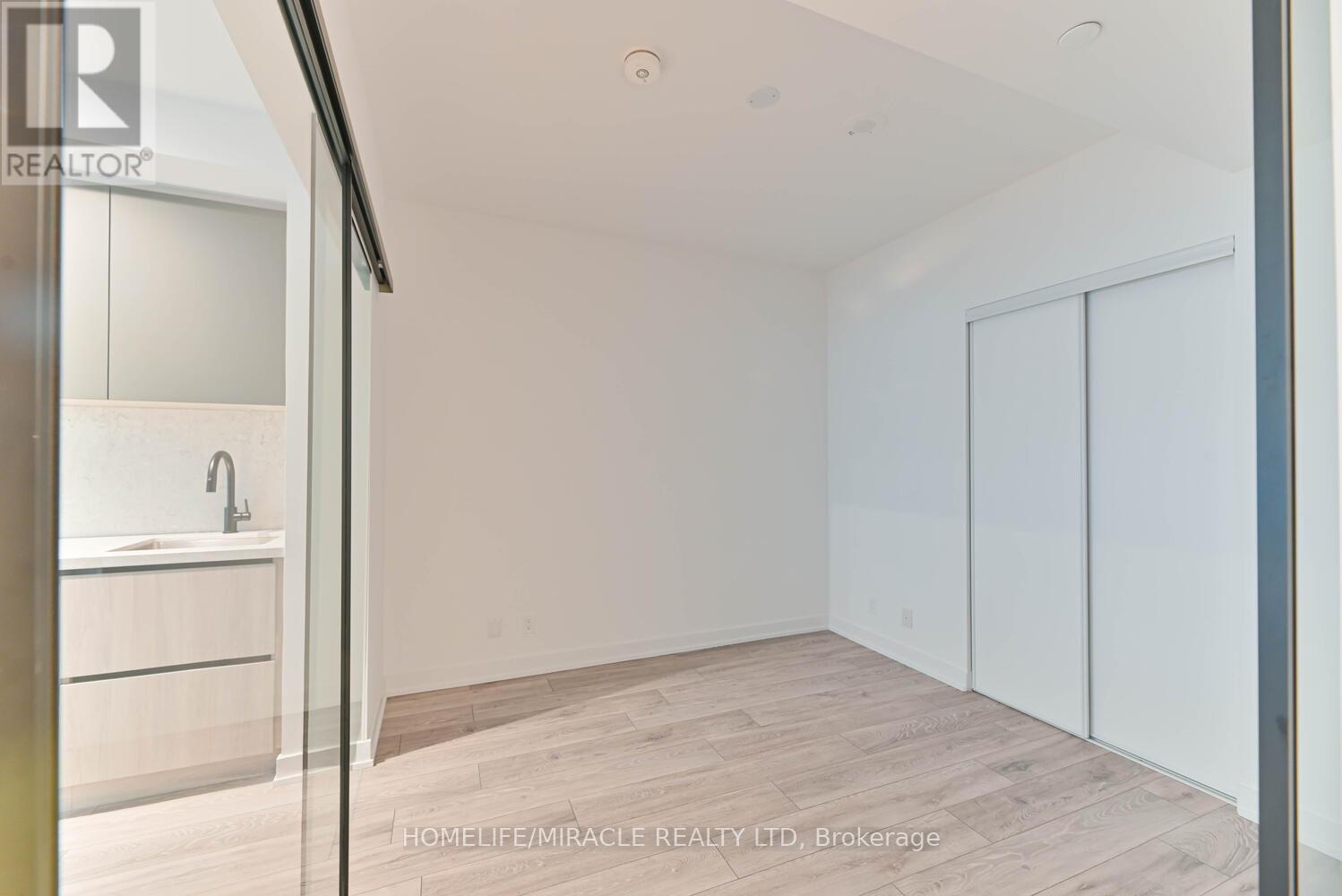 505 - 108 Peter Street, Toronto, ON - Indoor Photo Showing Other Room